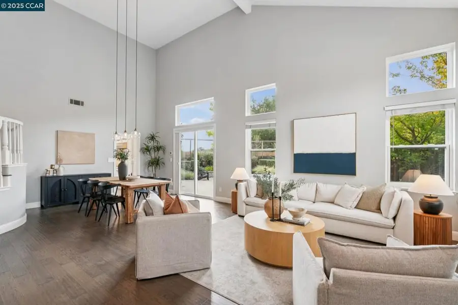 1255 Sunrise Ridge Dr, Lafayette, CA 94549 - Image #2