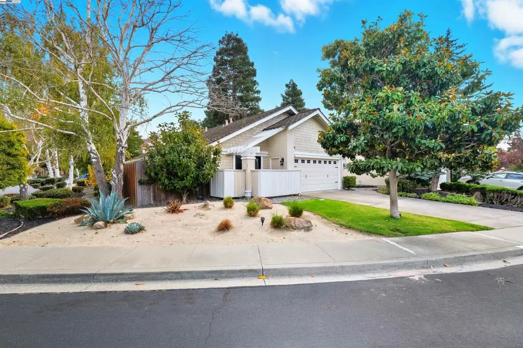 7345 Castle Dr, Dublin, CA 94568 - Image #1