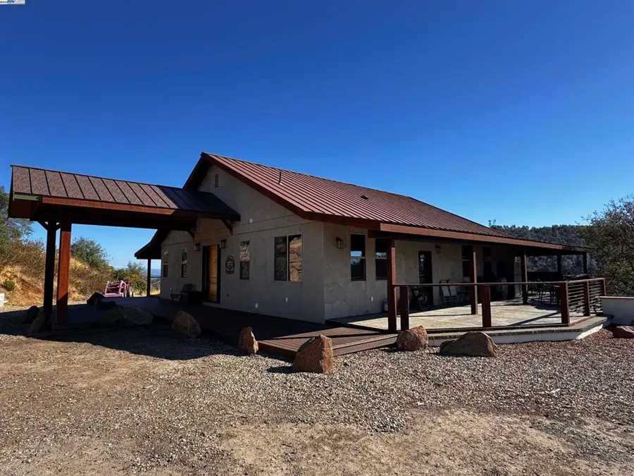 2280 Roan Rd, Angels Camp, CA 95222 - #2