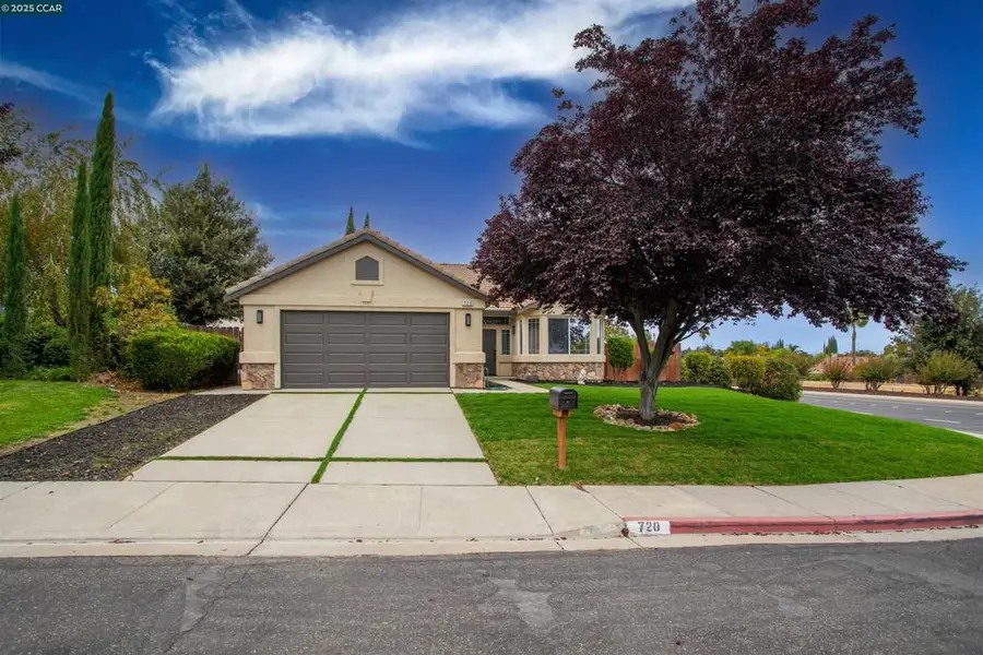 720 Topaz Ct, Antioch, CA 94509 - Image #2