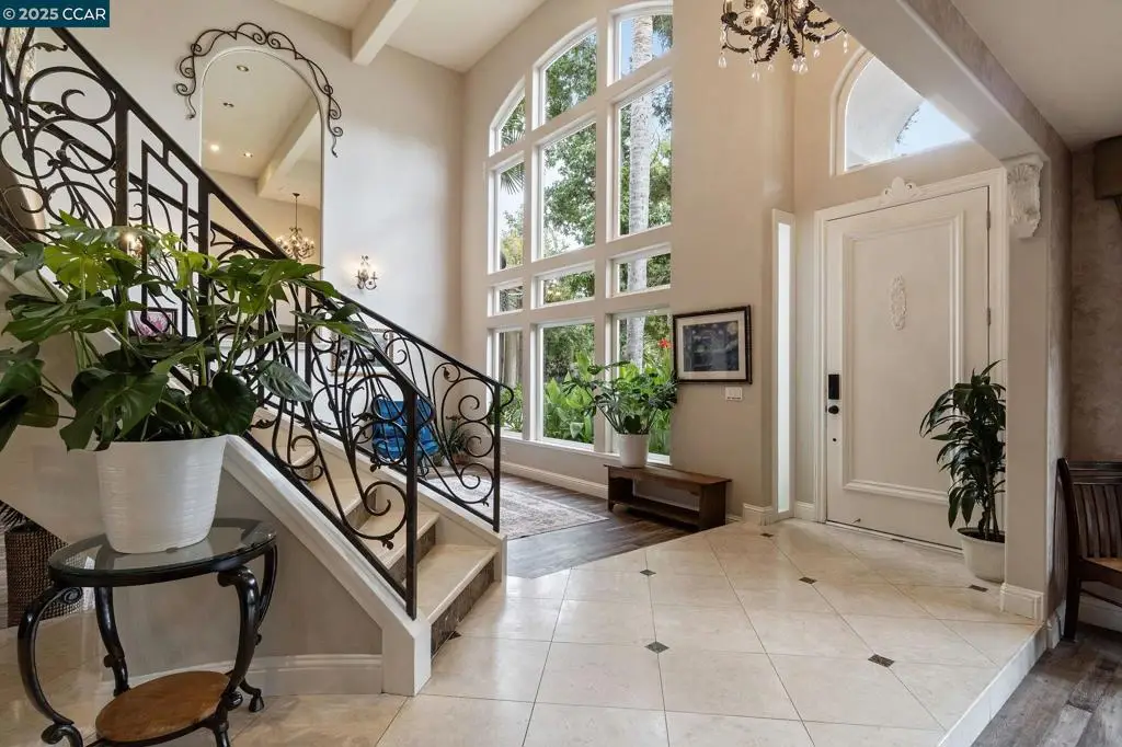 2550 E Jenny, Fresno, CA 93720 - Image #1