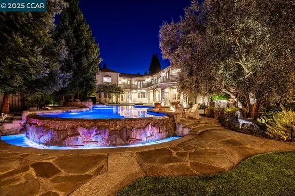 104 Muir Ln, Alamo, CA 94507