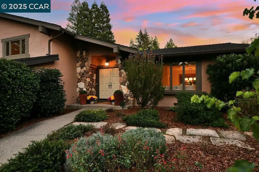 916 Calle Verde, Martinez, CA 94553 - Image #3