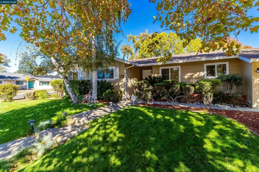 1856 Carriage Dr, Walnut Creek, CA 94598 - Image #3