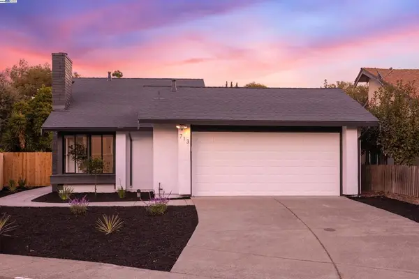 713 Sandy Brook Ct, Rodeo, CA 94572