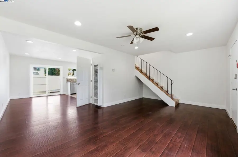 38618 Royal Ann Cmn, Fremont, CA 94536 - Image #3