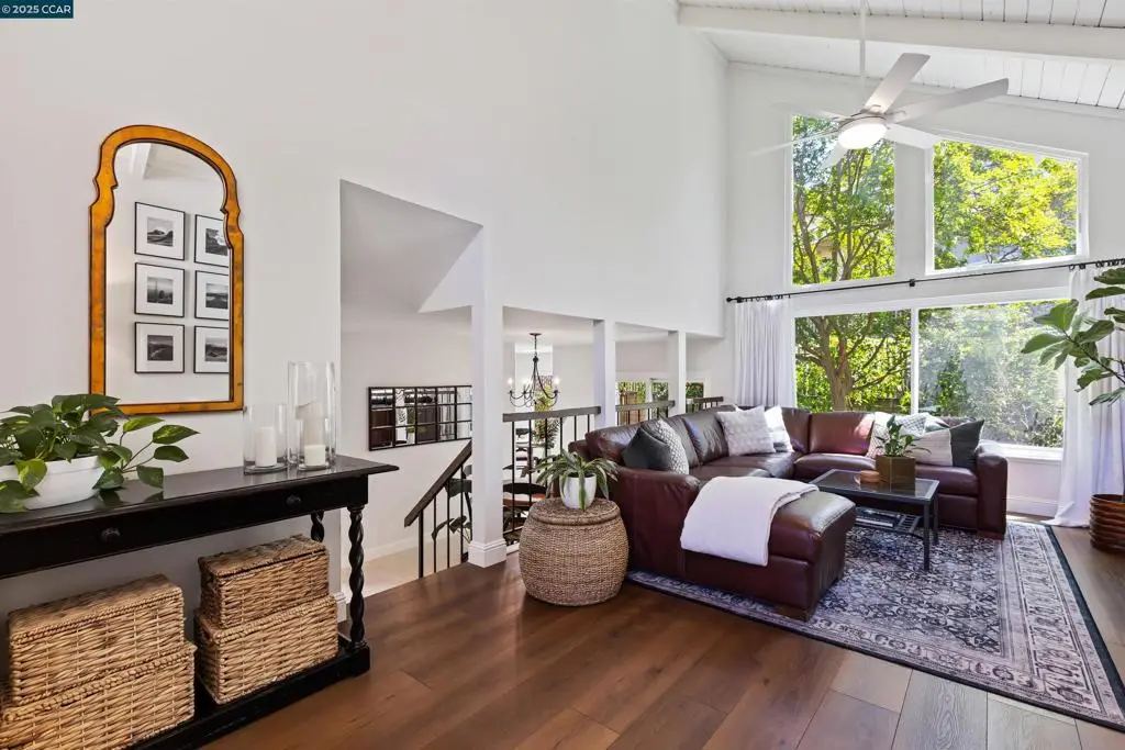 1513 Siskiyou Dr, Walnut Creek, CA 94598 - Image #1