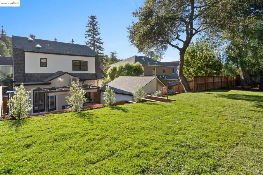 786 Trestle Glen Road, Oakland, CA 94610 - Image #3
