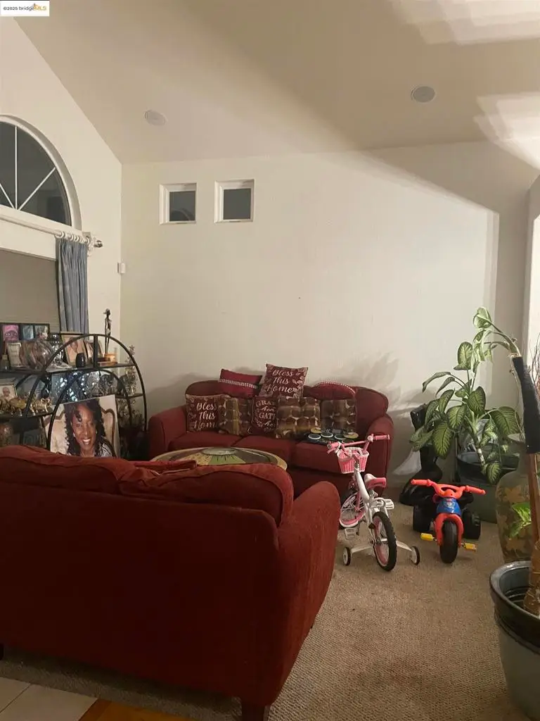 83 Palm Dr, Brentwood, CA 94513 - Image #1