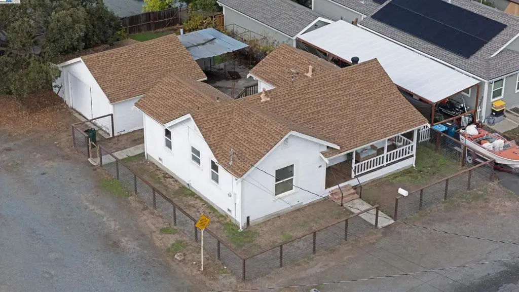 1001 Veale Ave, Martinez, CA 94553 - Image #1