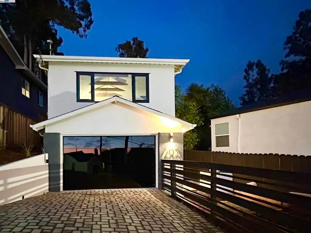 2930 Parker Ave, Oakland, CA 94605 - Image #1