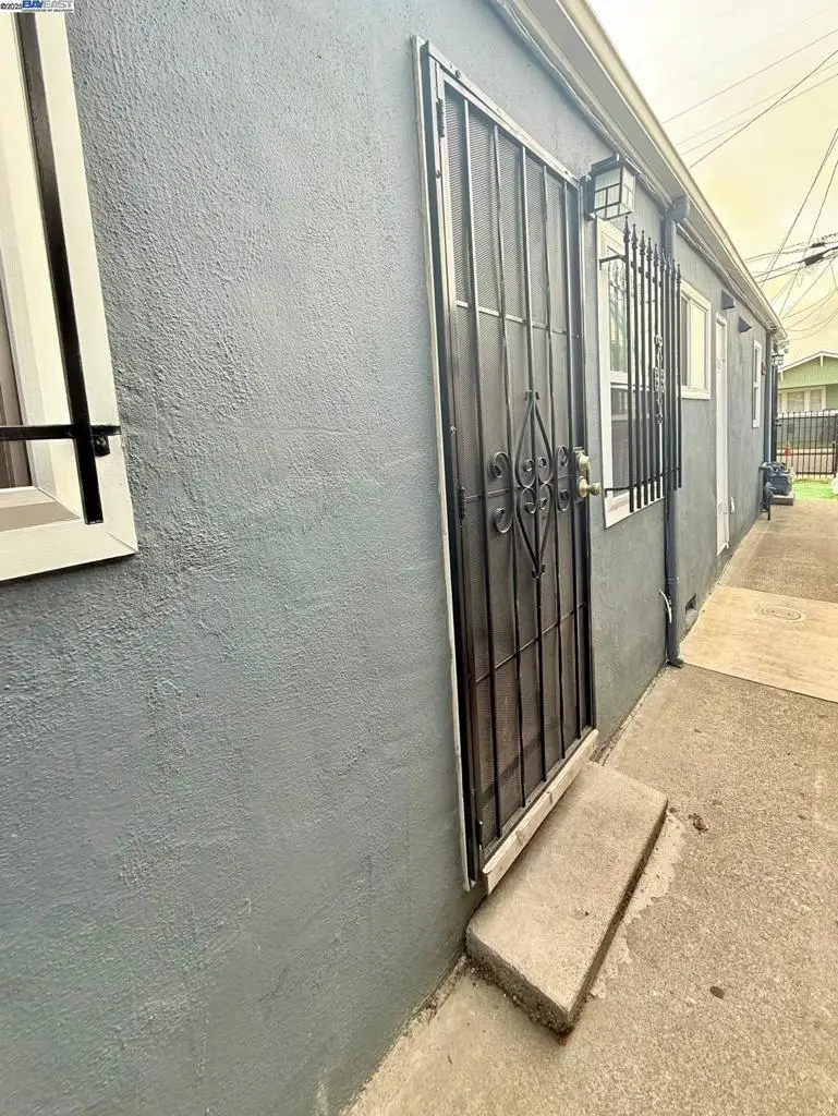 10600 10600 Pippin St, Oakland, CA 94603 - #2