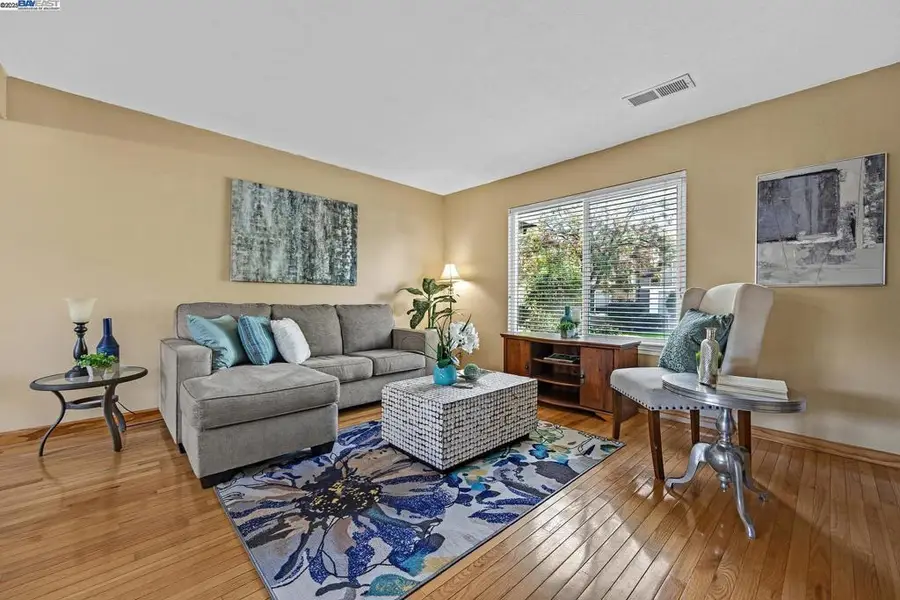 3734 Carrigan Cmn, Livermore, CA 94550 - Image #3