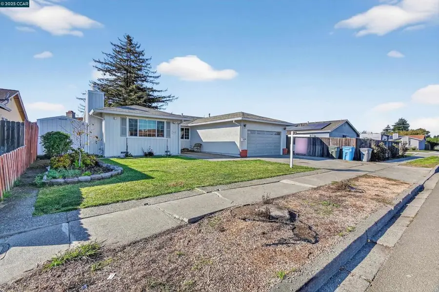 705 Danrose Dr, American Canyon, CA 94503 - Image #2