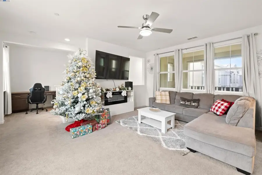 17575 Altair Way, Lathrop, CA 95330 - Image #3