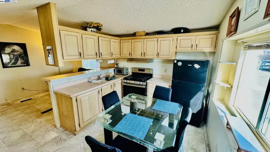 2399 E 14th, San Leandro, CA 94577 - Image #2