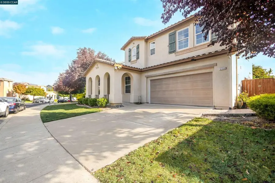 5700 Oakmont Dr, Richmond, CA 94806 - Image #3