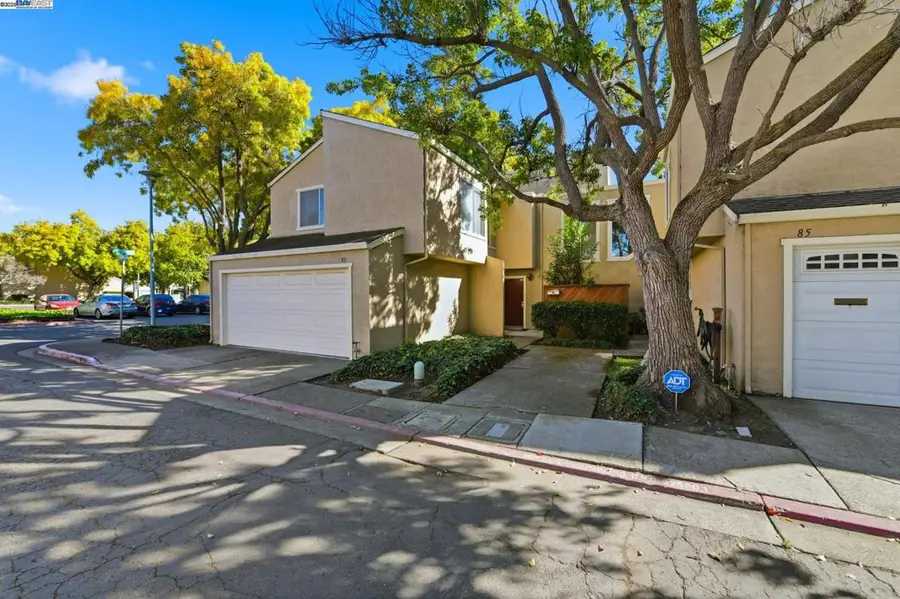 93 Cassia Dr, Hayward, CA 94544 - Image #3