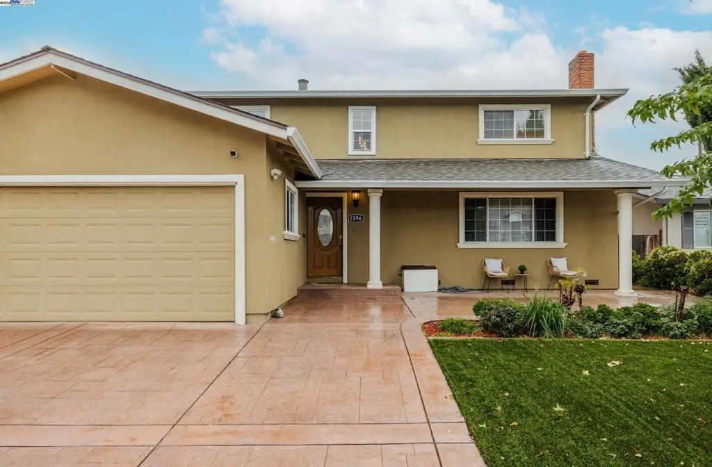 1394 Glacier Dr, Milpitas, CA 95035 - Image #1