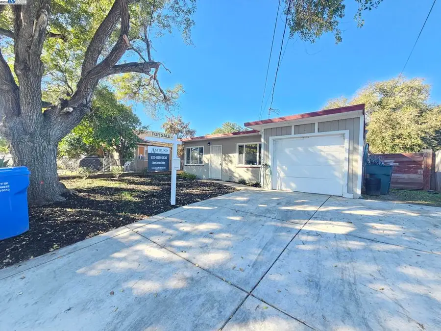 39 Harbor Dr, Bay Point, CA 94565 - Image #2