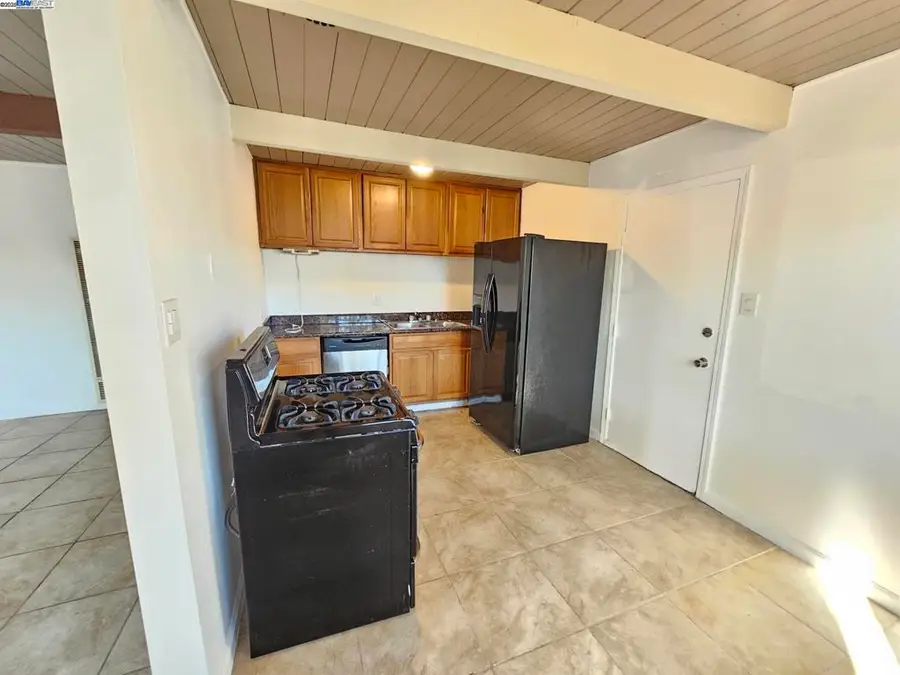 39 Harbor Dr, Bay Point, CA 94565 - Image #3