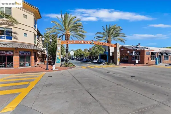 88 E 6th St #215, Pittsburg, CA 94565