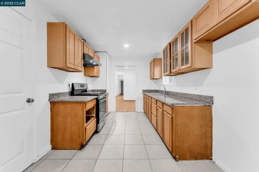 436 Marina Way S, Richmond, CA 94804 - Image #3