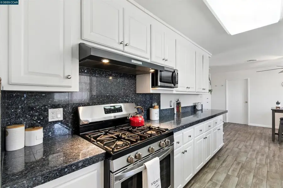 1201 Valle Vista Ave, Vallejo, CA 94589 - Image #2