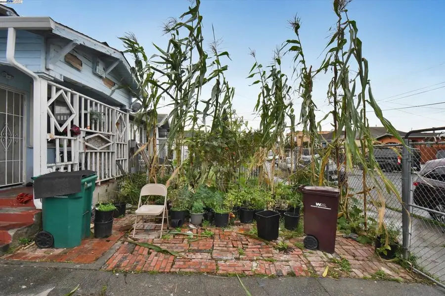1506 52nd Ave, Oakland, CA 94601 - Image #3