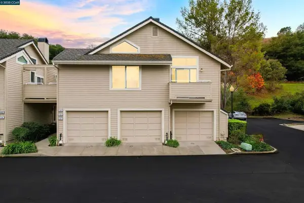 408 Lighthouse Ct, Hercules, CA 94547