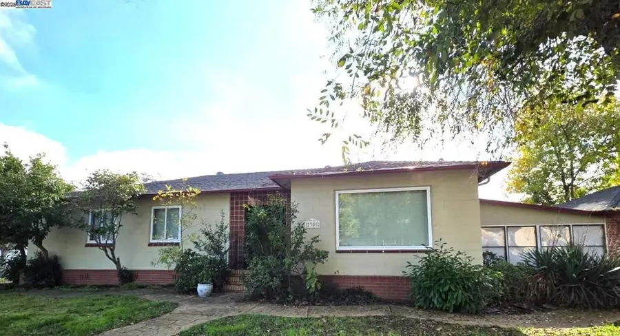 2305 Tennessee St, Vallejo, CA 94591 - Image #2