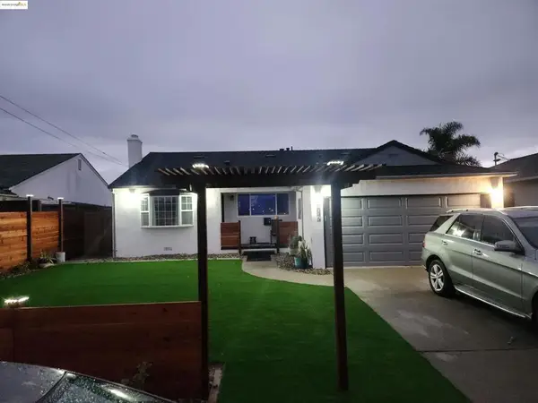 15373 Inverness St, San Leandro, CA 94579