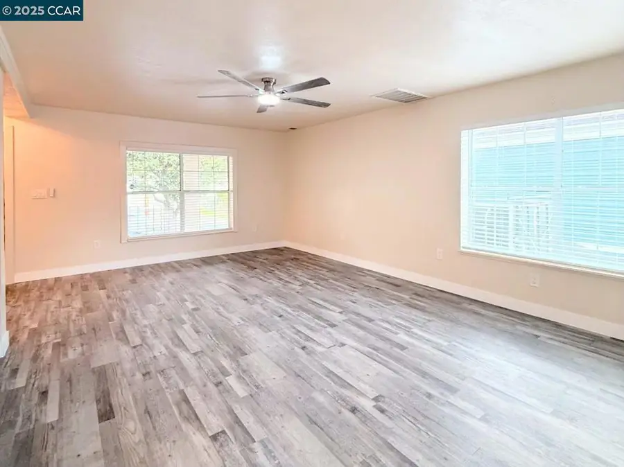 1716 Estudillo St, Martinez, CA 94553 - Image #3