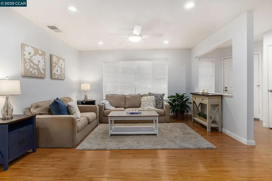 745 Bayshore St, Martinez, CA 94553 - Image #3