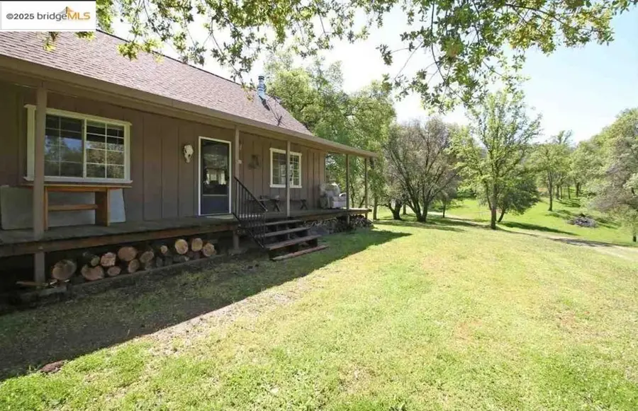 16551 Wards Ferry Rd, Groveland, CA 95370 - Image #2
