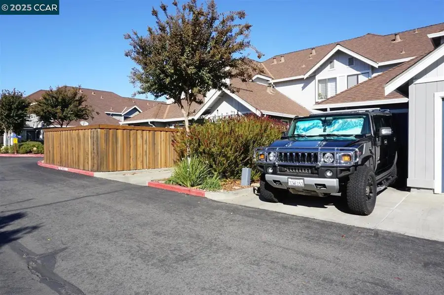 17106 Creekside Cir, Morgan Hill, CA 95037 - Image #3