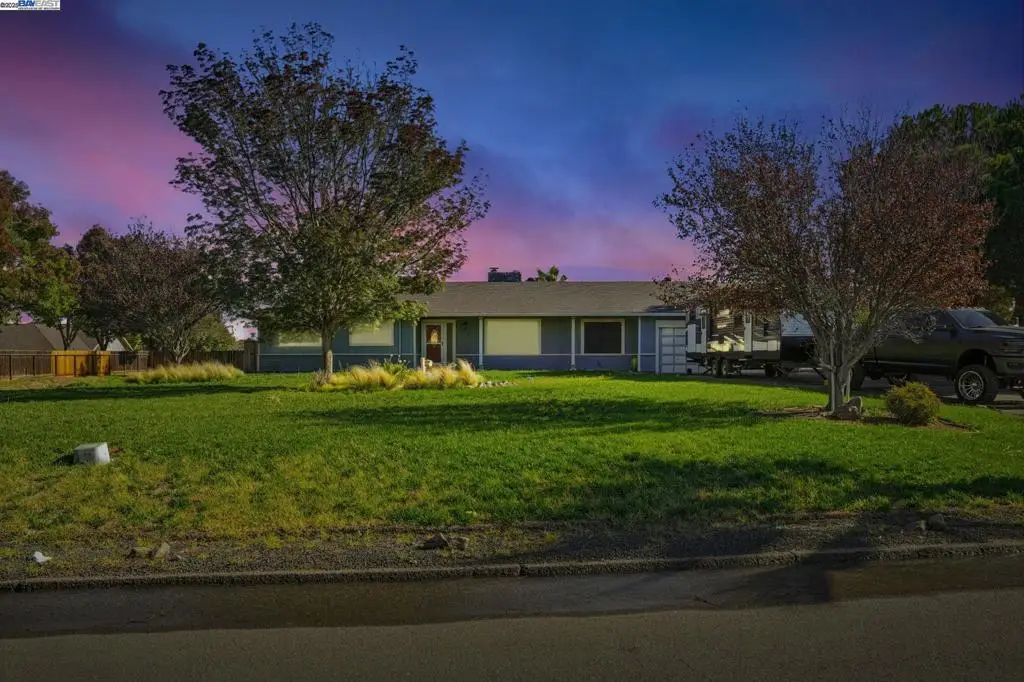 34724 Bernard Rd, Tracy, CA 95377 - Image #1