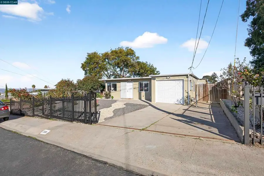 239 Jennifer Dr, San Pablo, CA 94806 - Image #2