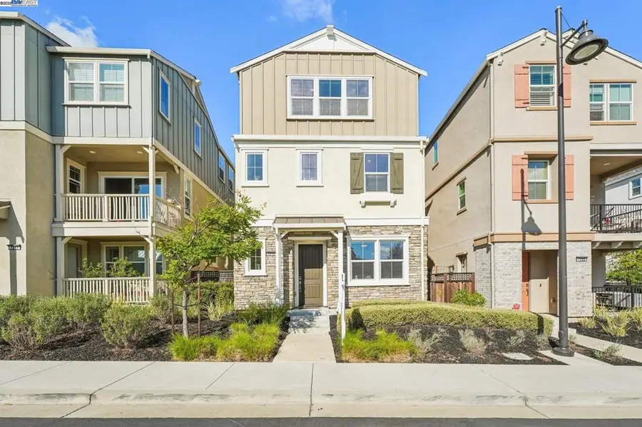 7213 Calistoga Ln, Dublin, CA 94568 - Image #2