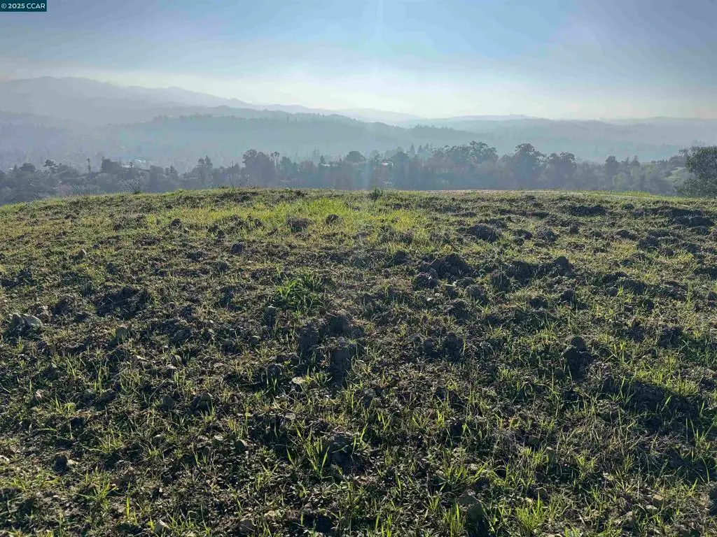 43 Cuesta Way, Walnut Creek, CA 94597 - Image #1