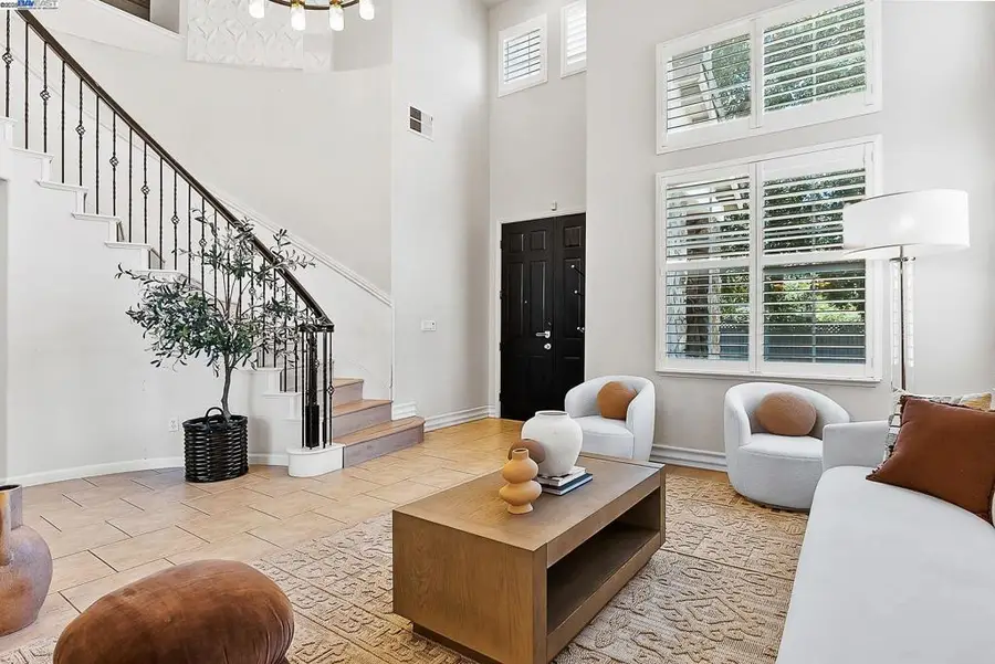 192 Mayhew Way, Walnut Creek, CA 94597 - Image #3