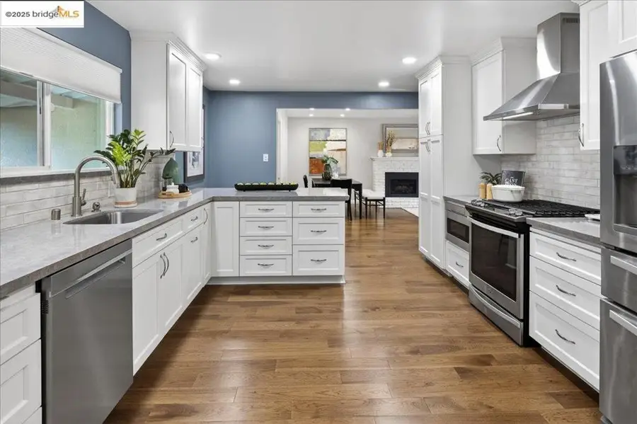 17957 Rockhurst Rd, Castro Valley, CA 94546 - Image #3