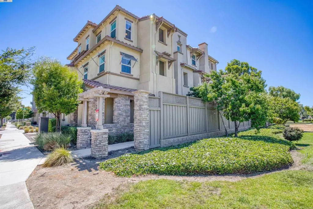 4015 Clydesdale Cmn, Fremont, CA 94555 - #1