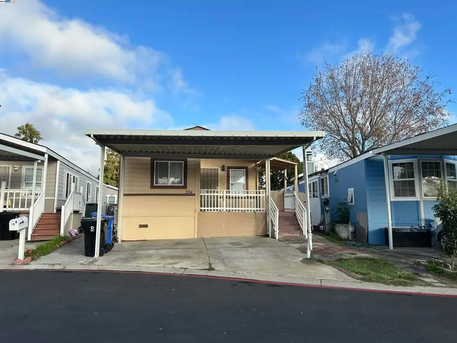 294 Winnipeg Ter, Fremont, CA 94538 - Image #2