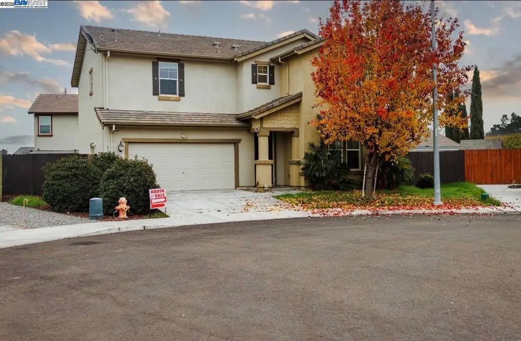 941 941 Haycastle Ct, Newman, CA 95360 - #1