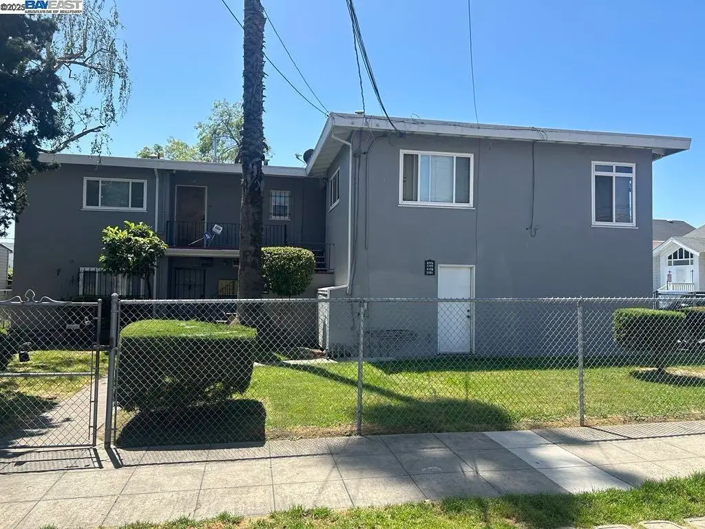 5775 Walnut St, Oakland, CA 94605 - Image #1