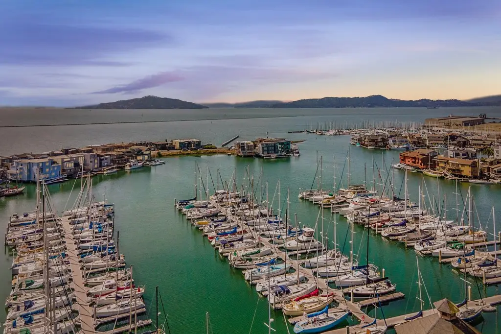 59 59 Marina Lakes Dr, Richmond, CA 94804 - #1