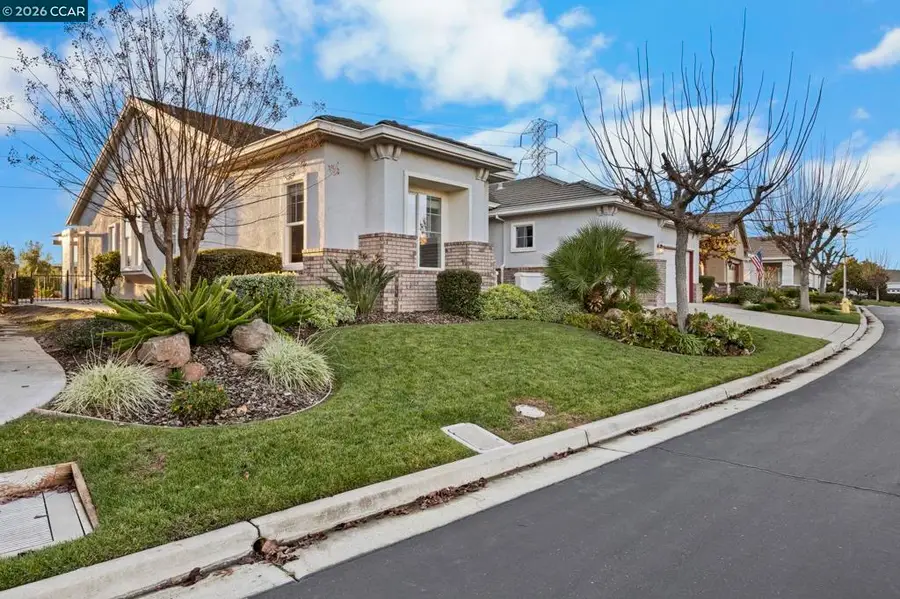 649 Baldwin Dr, Brentwood, CA 94513 - #2