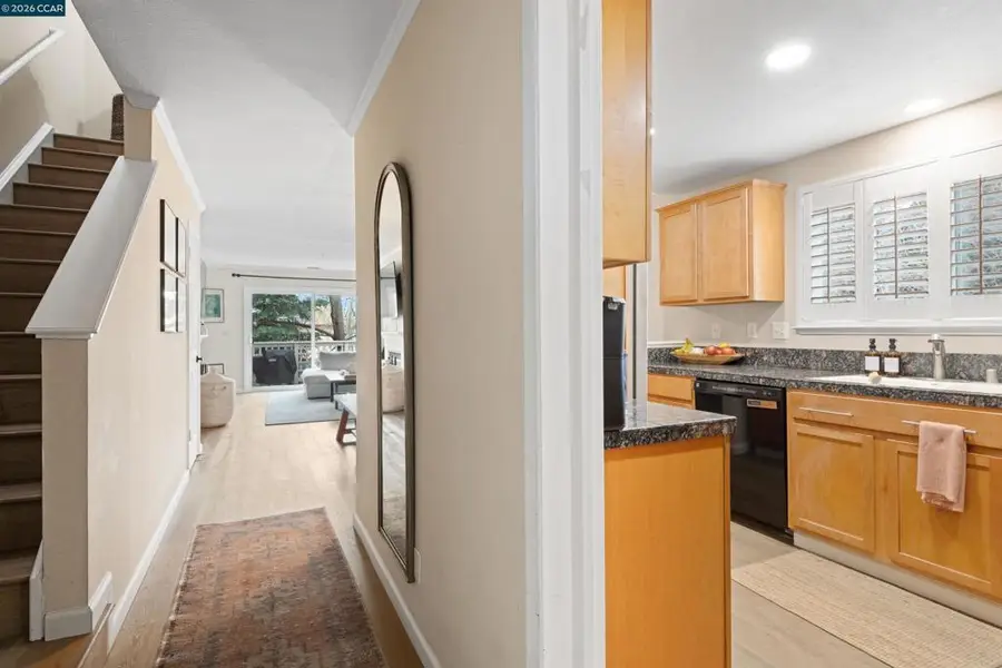 2721 Oak Rd #L, Walnut Creek, CA 94597 - Image #3