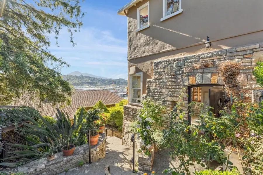 28 Marina Court Dr, San Rafael, CA 94901 - #2